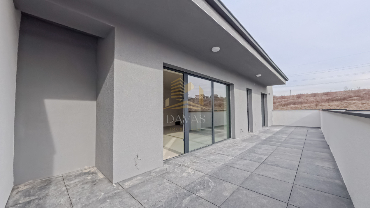 Penthouse de 3 camere semidecomandat - Parcare | Baciu 