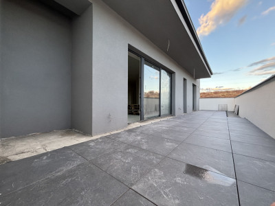 Penthouse de 3 camere semidecomandat - Parcare | Baciu 