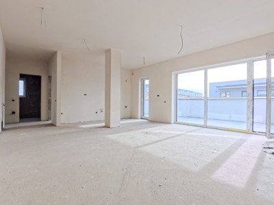 Penthouse de 3 camere semidecomandat - Parcare | Baciu 