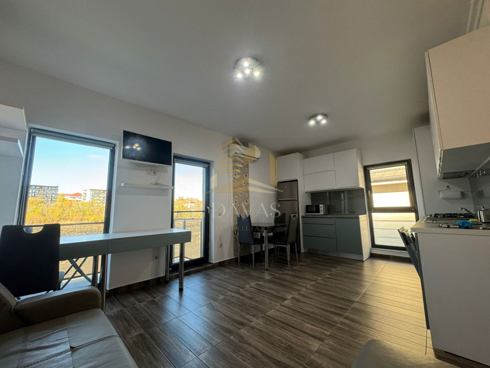 Apartament 3 camere semidecomandat | parcare inclusa | Borhanci - zona linistita