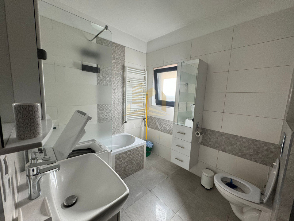 Apartament 3 camere semidecomandat | parcare inclusa | Borhanci - zona linistita