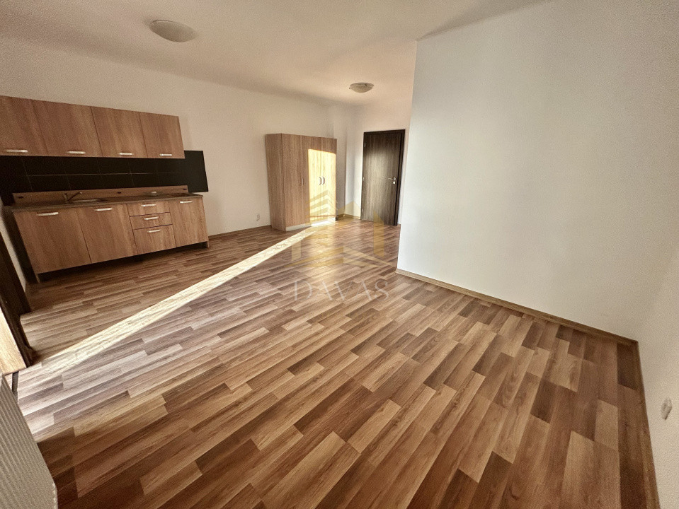 Apartament 3 camere | Iris, Bd. Muncii | Parcare inclusa | Etaj intermediar