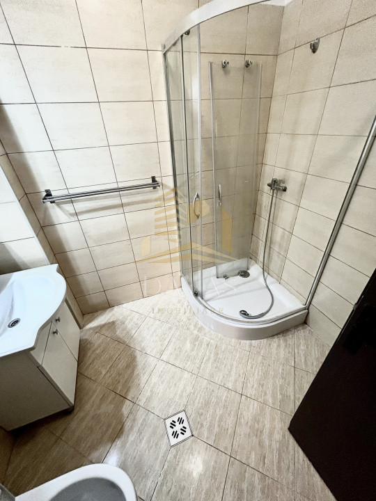 Apartament 3 camere | Iris, Bd. Muncii | Parcare inclusa | Etaj intermediar