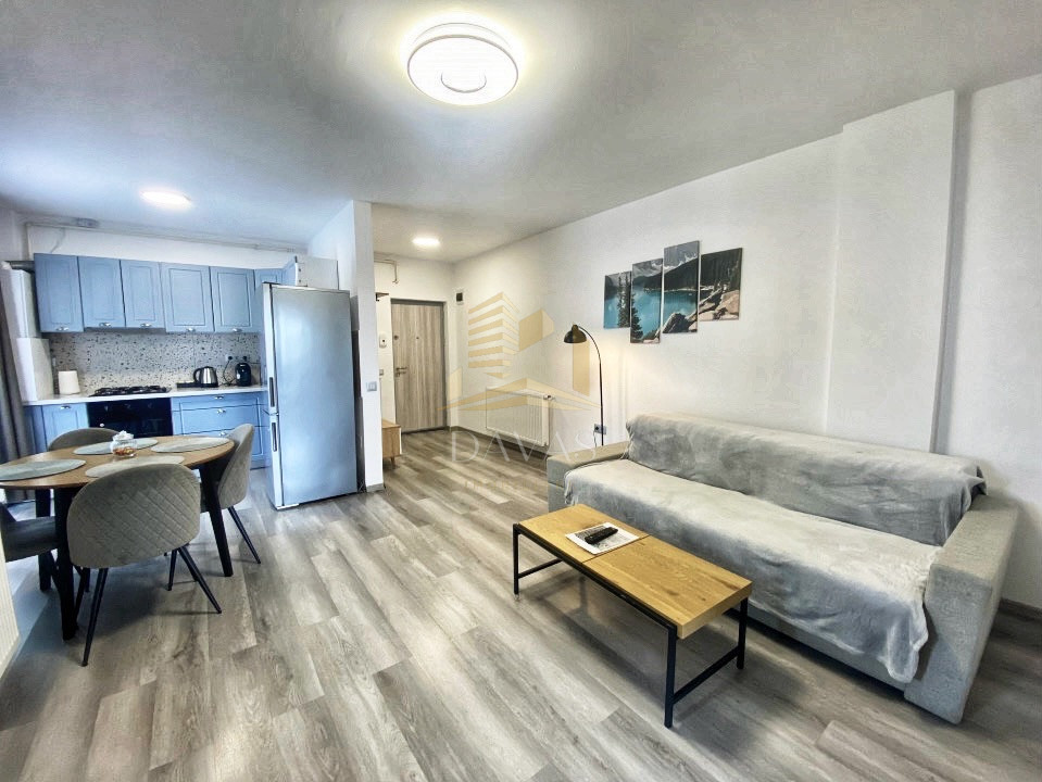 Apartament 3 camere semidecomandate| zona Vivo | Etaj intermediar | Parcare