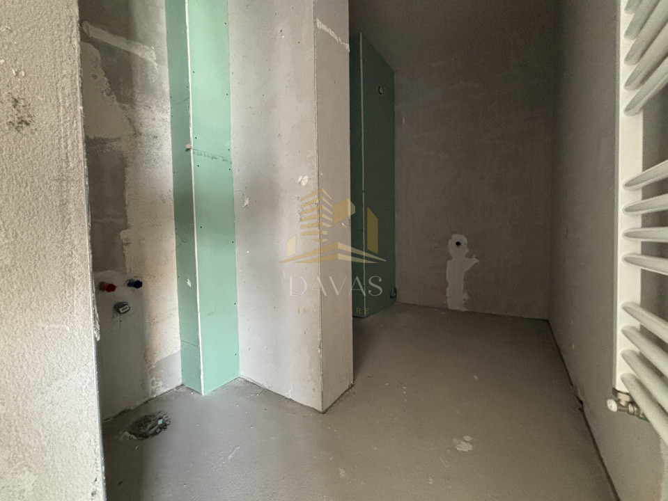 Penthouse de 3 camere semidecomandat | Florești 