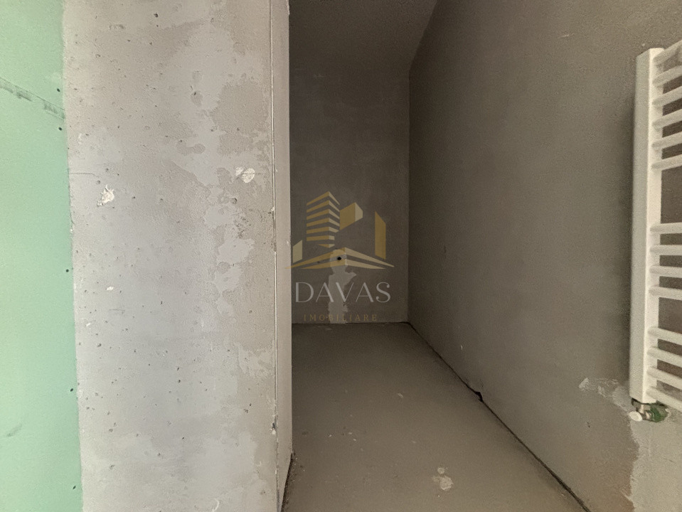 Penthouse de 3 camere semidecomandat | Florești 