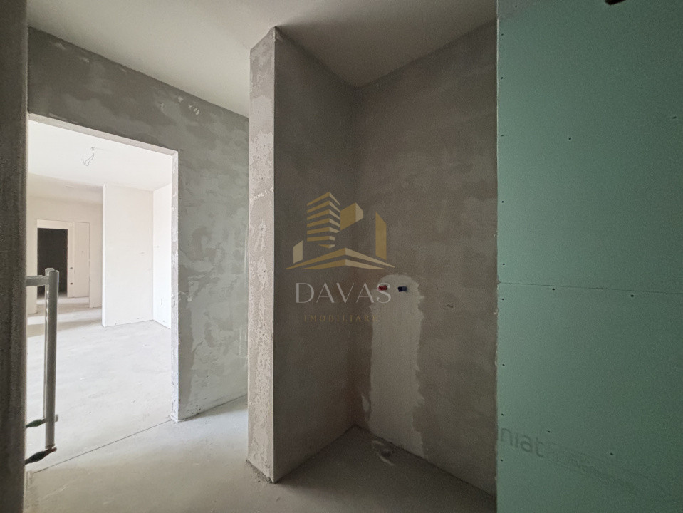 Penthouse de 3 camere semidecomandat | Florești 