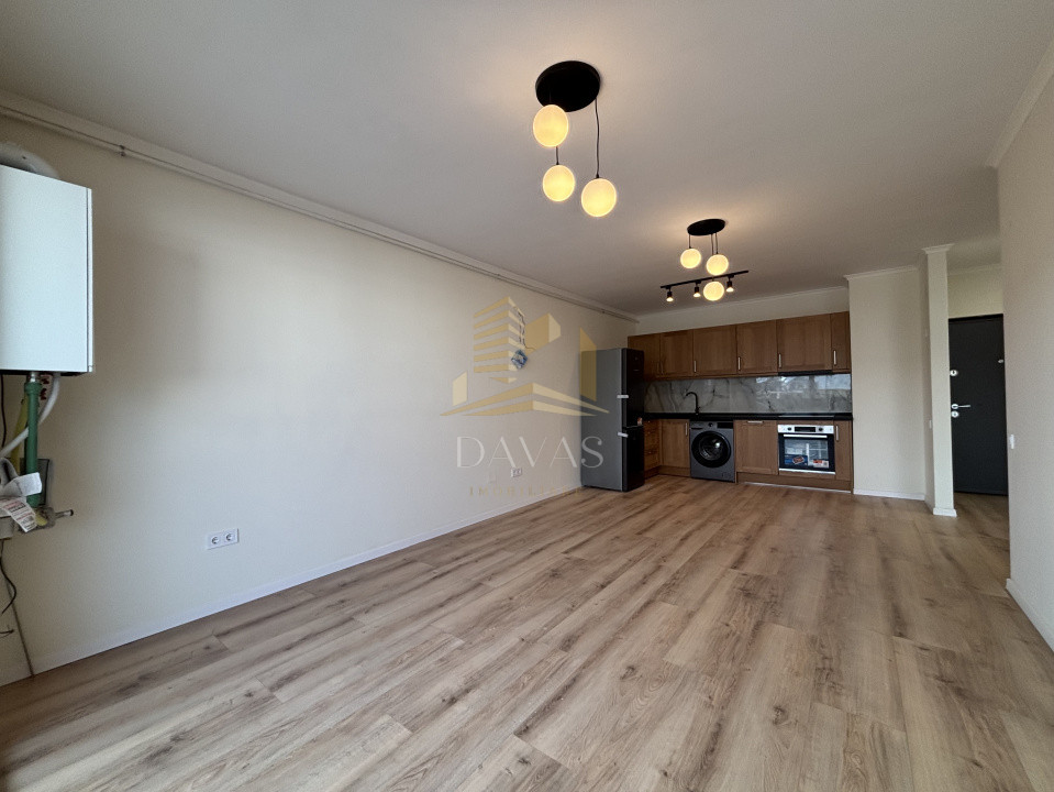 Apartament de 3 camere semidecomandat | Florești 