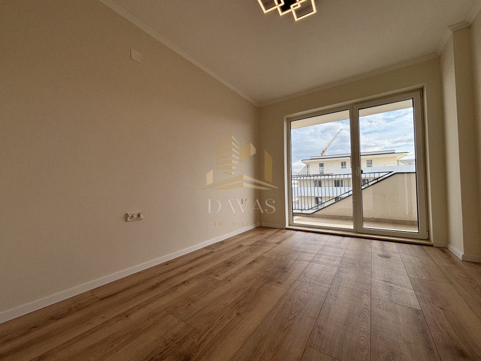 Apartament de 3 camere semidecomandat | Florești 