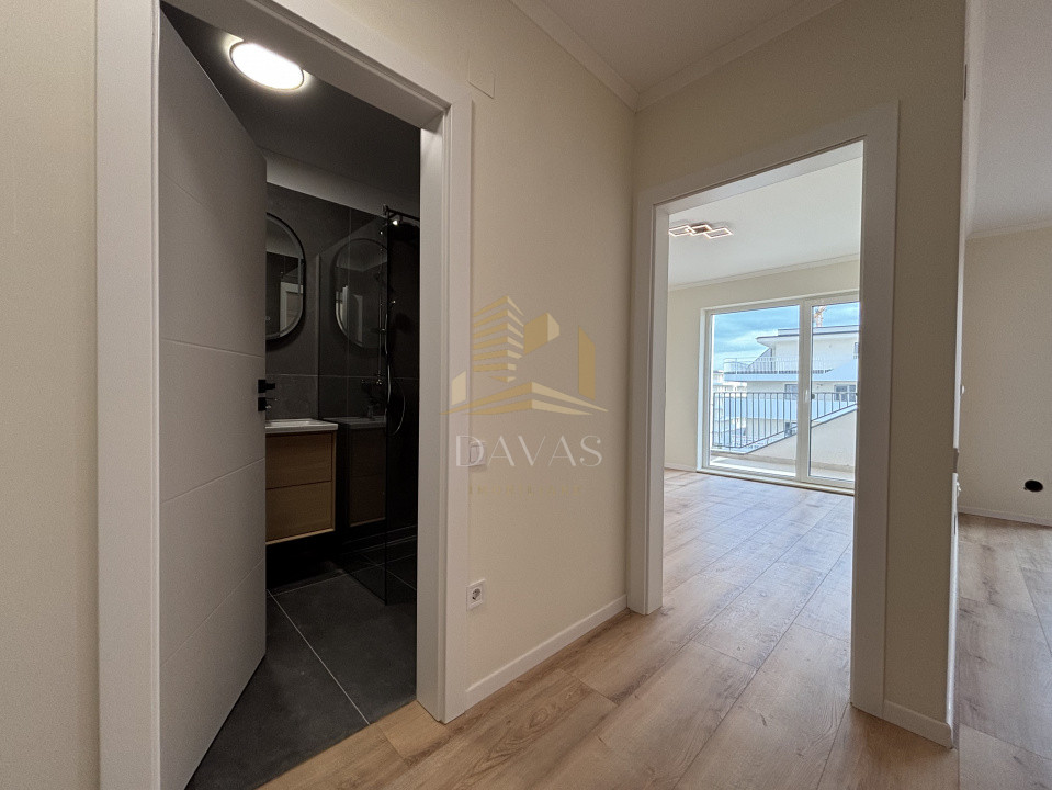 Apartament de 3 camere semidecomandat | Florești 