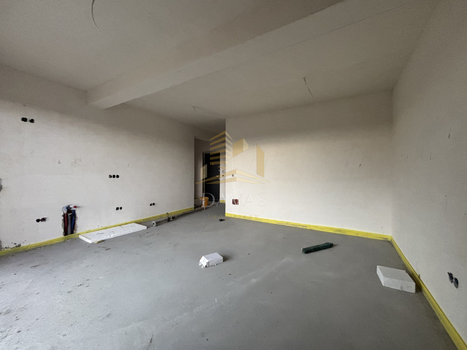 Apartament de 3 camere semidecomandat | Bloc nou Baciu 