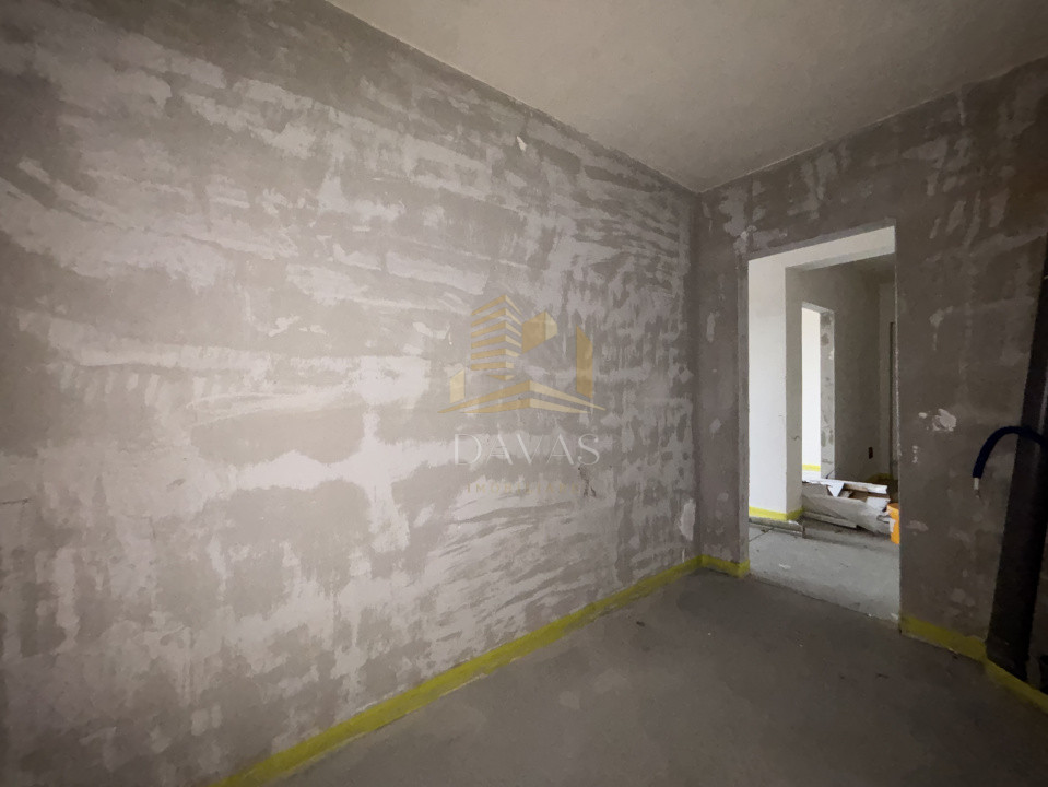 Apartament de 3 camere semidecomandat | Bloc nou Baciu 