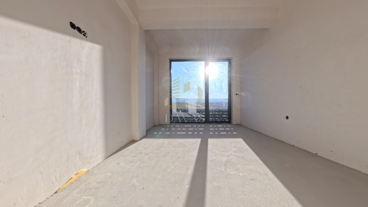 Apartament de 3 camere semidecomandat | Bloc nou Baciu 