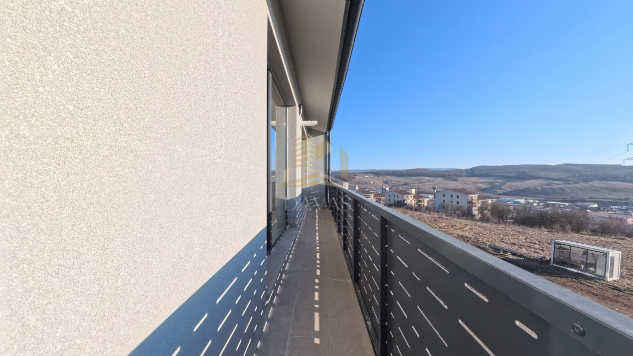 Apartament de 3 camere semidecomandat | Bloc nou Baciu 