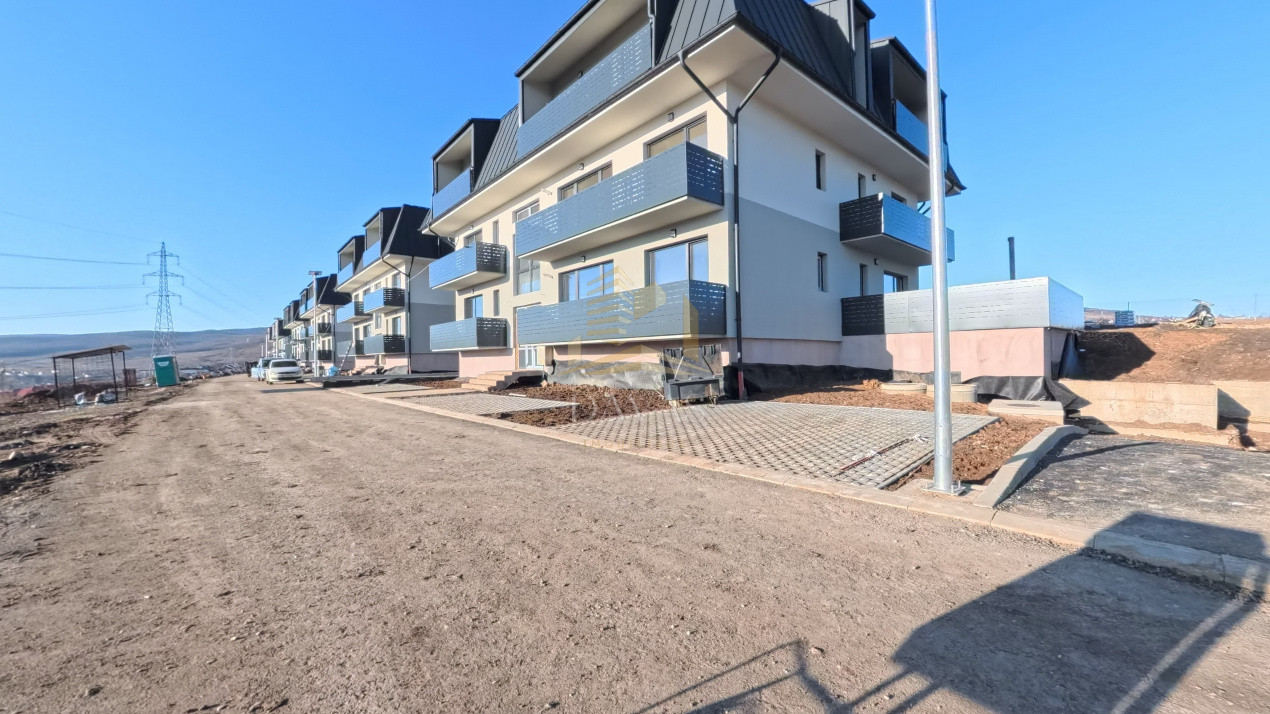 Apartament de 3 camere semidecomandat | Bloc nou Baciu 