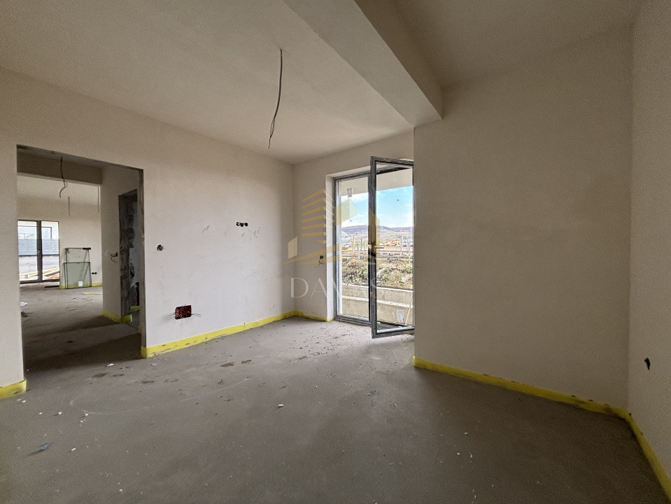 Apartament de 3 camere semidecomandat | Bloc nou Baciu 