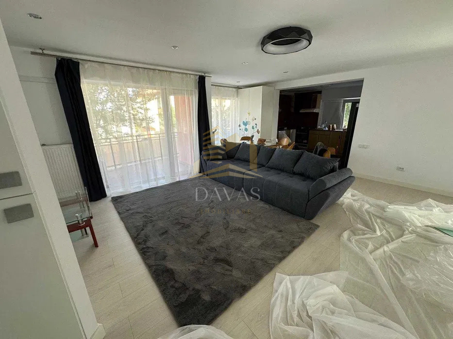 Apartament cu 3 camere | Bloc mic | gradina proprie | parcare inclusa