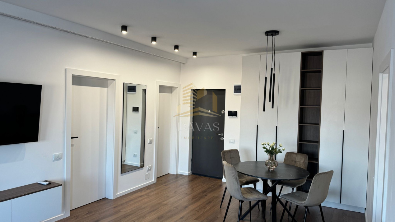 Apartament de 3 camere semidecomandat | Zona BMW | Parcare