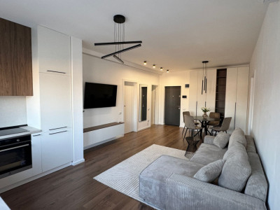 Apartament de 3 camere semidecomandat | Zona BMW | Parcare