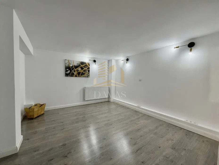 Închiriere spațiu comercial 3 camere semidecomandat |SEMICENTRAL|