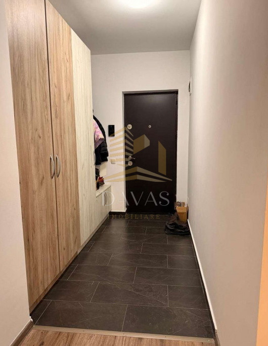 Apartament 3 camere semidecomandat + Parcare | Grigorescu 