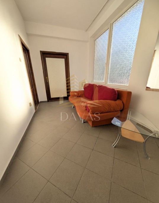 Apartament 3 camere semidecomandat + Parcare | Marasti
