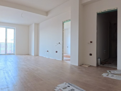 Apartament 3 camere semidecomandat | Baciu | Se preda finisat premium