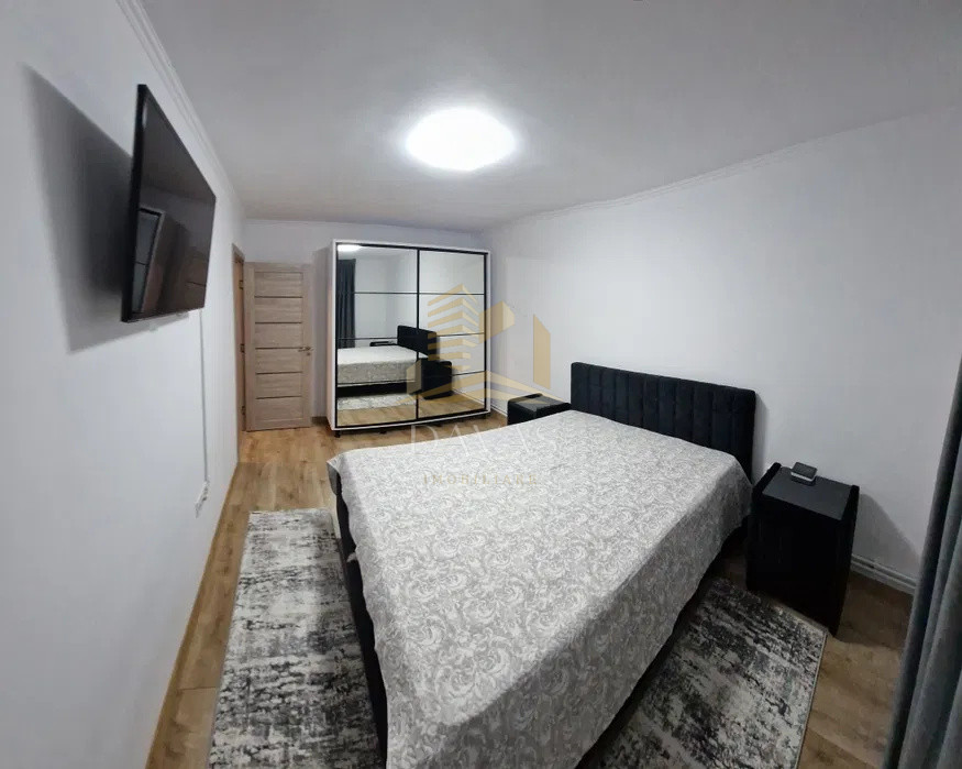 Apartament cu 3 camere | Renovat complet | zona centrala