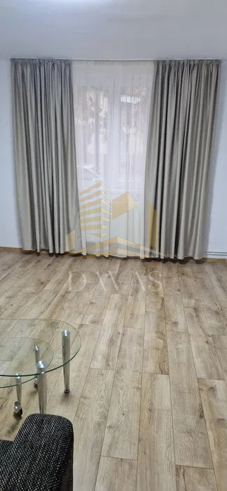 Apartament cu 3 camere | Renovat complet | zona centrala