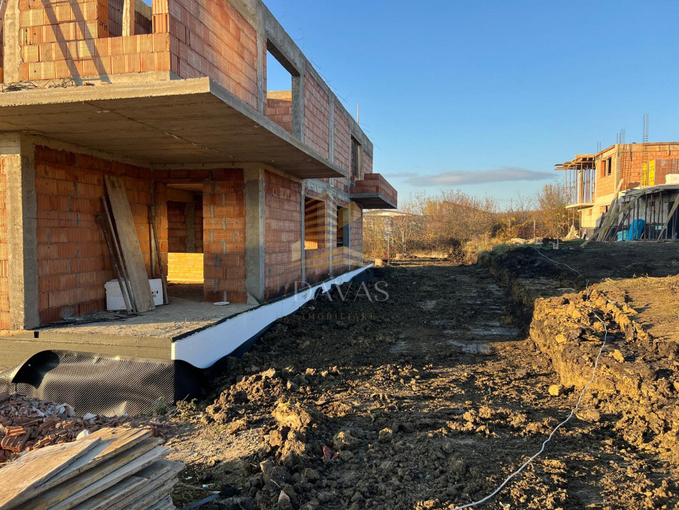 Duplex semifinisat de vanzare | Dambul Rotund | Certificat NZEB