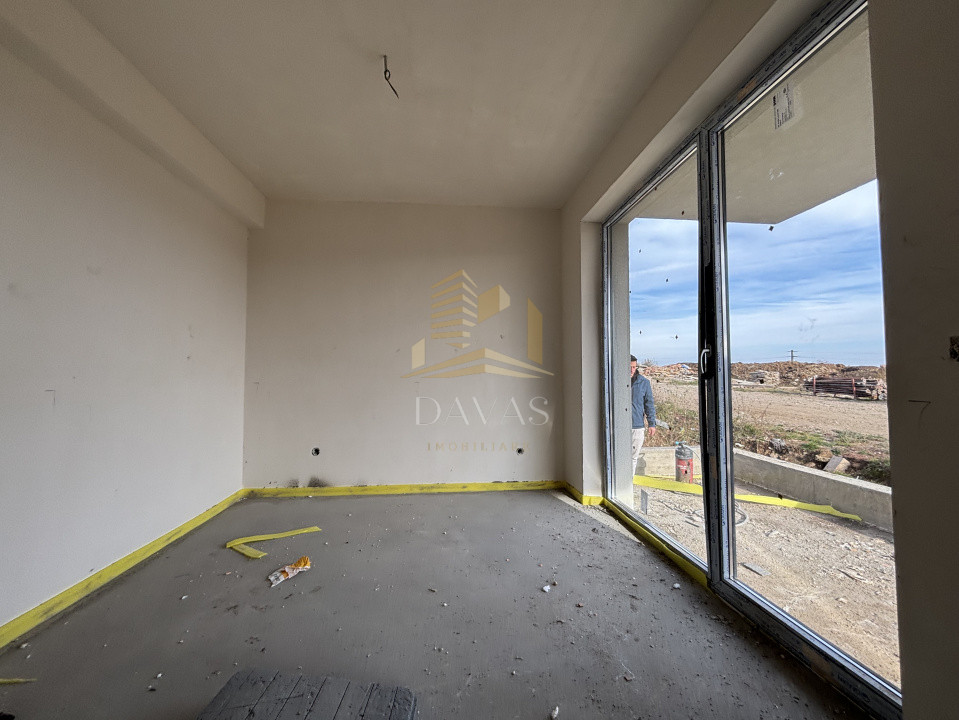 Apartament de 3 camere semidecomandat | Bloc nou Baciu 