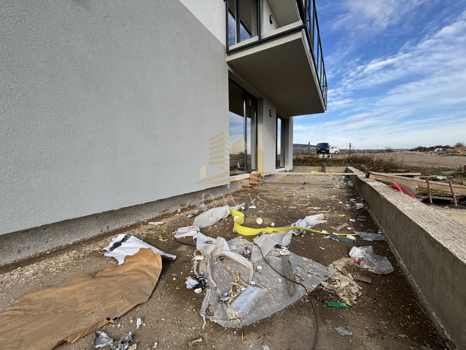 Apartament de 3 camere semidecomandat | Bloc nou Baciu 