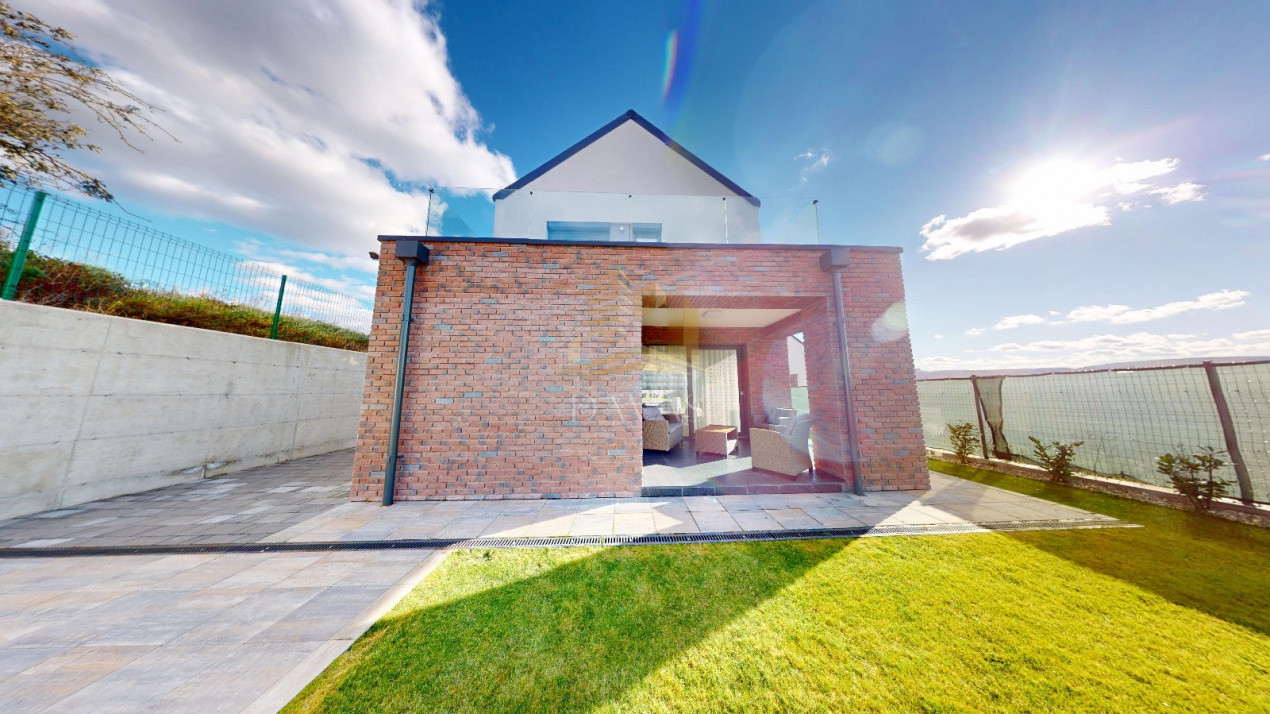 Casa individuala LUX de inchiriat | Sun Garden | Cheltuieli incluse 