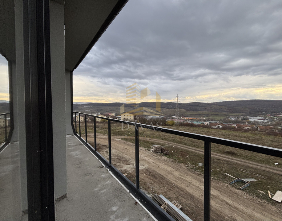 Apartament de 3 camere semidecomandat | Bloc nou Baciu 