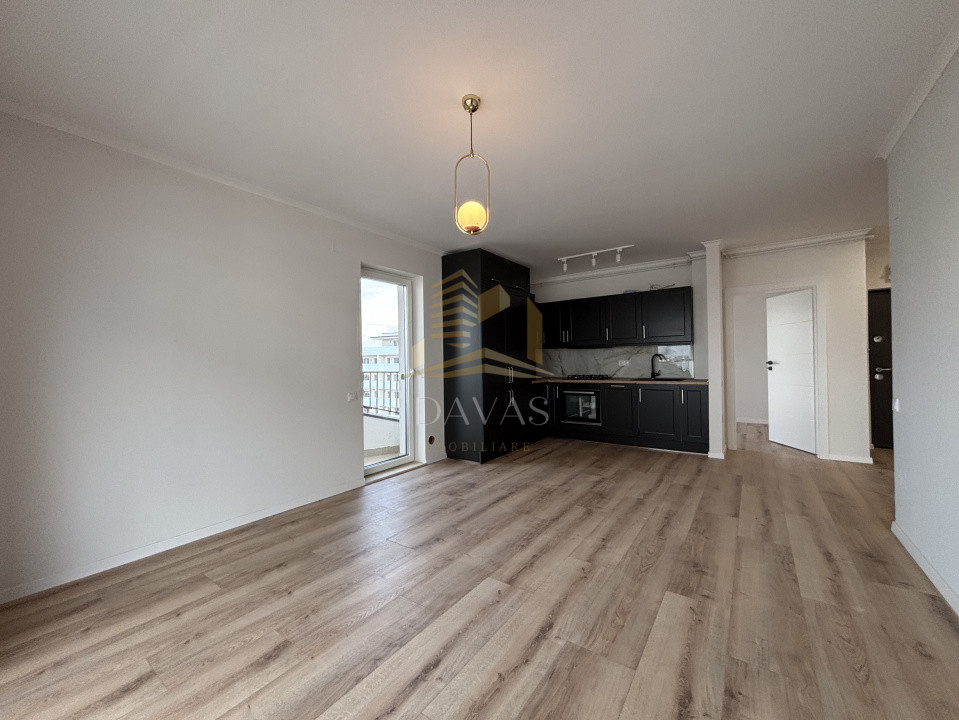 Apartament de 3 camere semidecomandat | Florești 