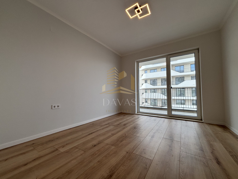 Apartament de 3 camere semidecomandat | Florești 