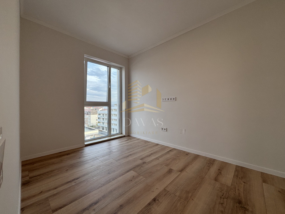 Apartament de 3 camere semidecomandat | Florești 