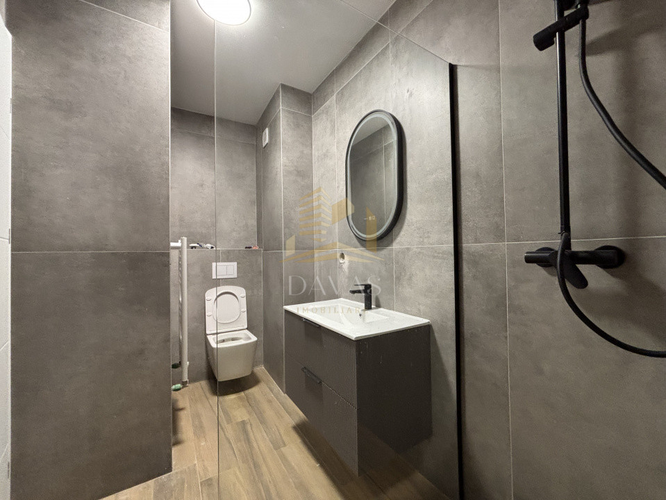 Apartament de 3 camere semidecomandat | Florești 