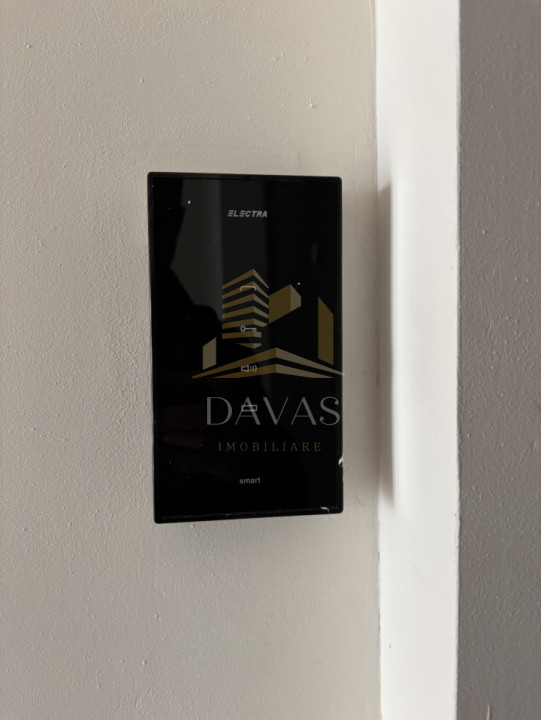 Apartament de 3 camere semidecomandat | Florești 