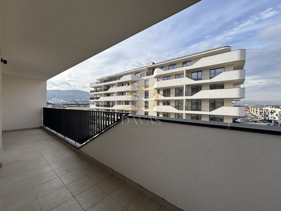 Apartament de 3 camere semidecomandat | Florești 