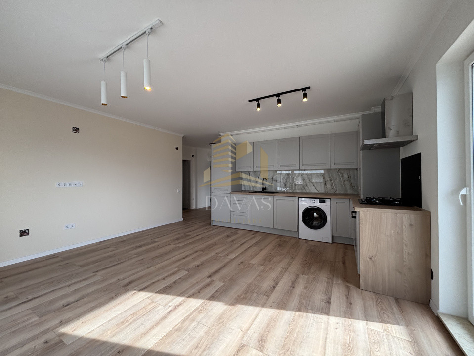 Apartament de 3 camere semidecomandat | Florești 