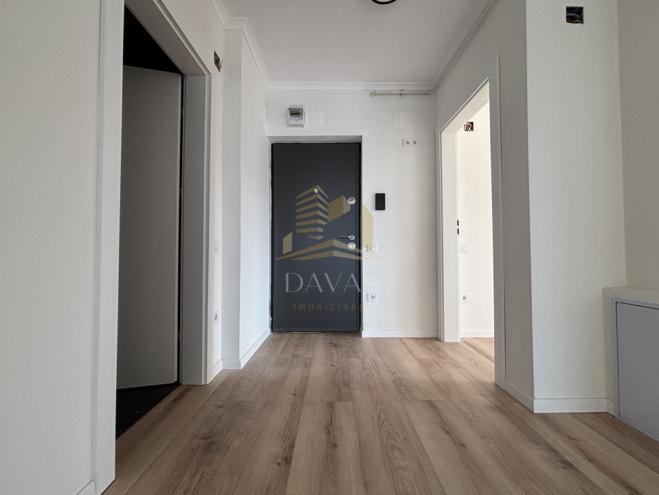 Apartament de 3 camere semidecomandat | Florești 