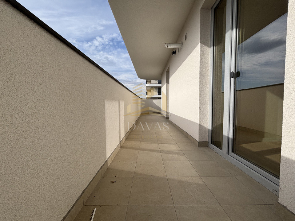 Apartament de 3 camere semidecomandat | Florești 