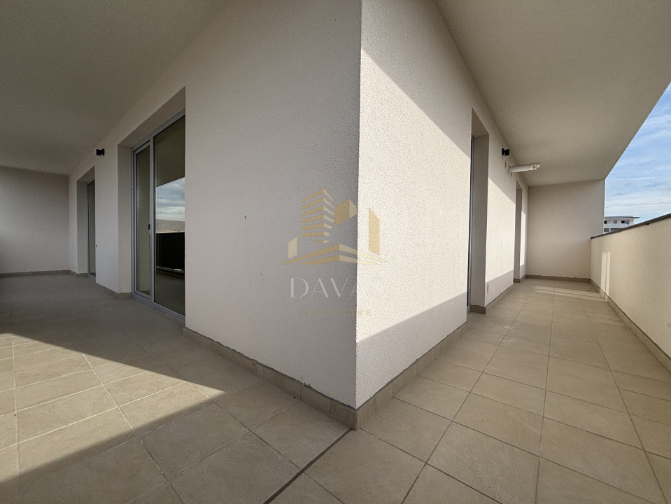 Apartament de 3 camere semidecomandat | Florești 