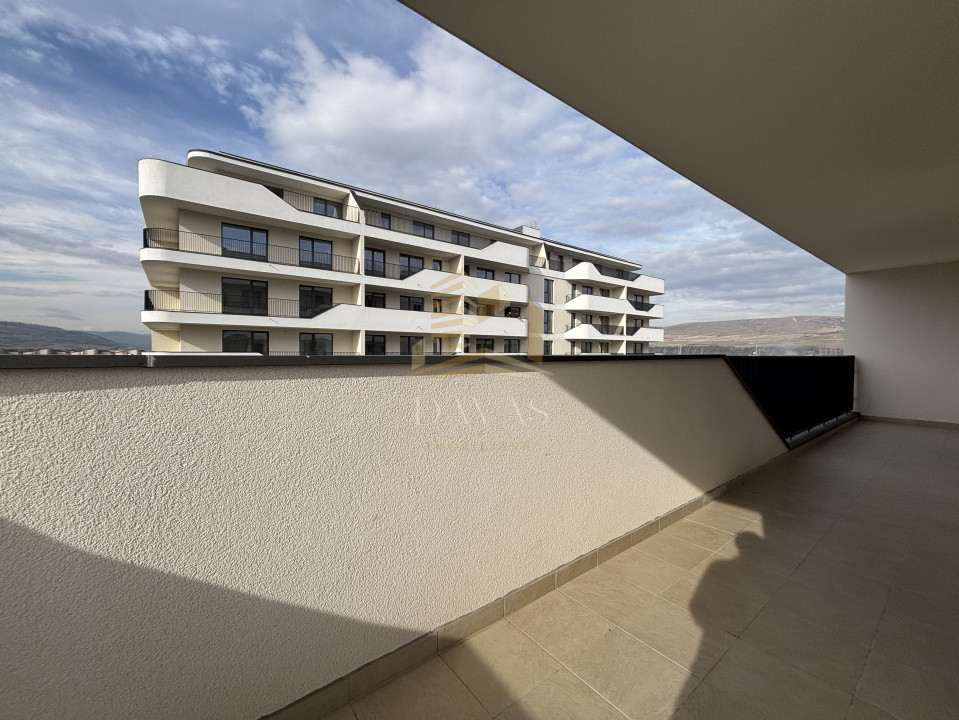 Apartament de 3 camere semidecomandat | Florești 