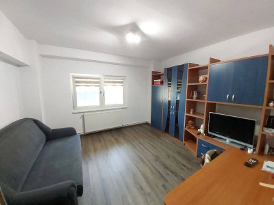 Apartament de 2 camere decomandate | Dorobanților 