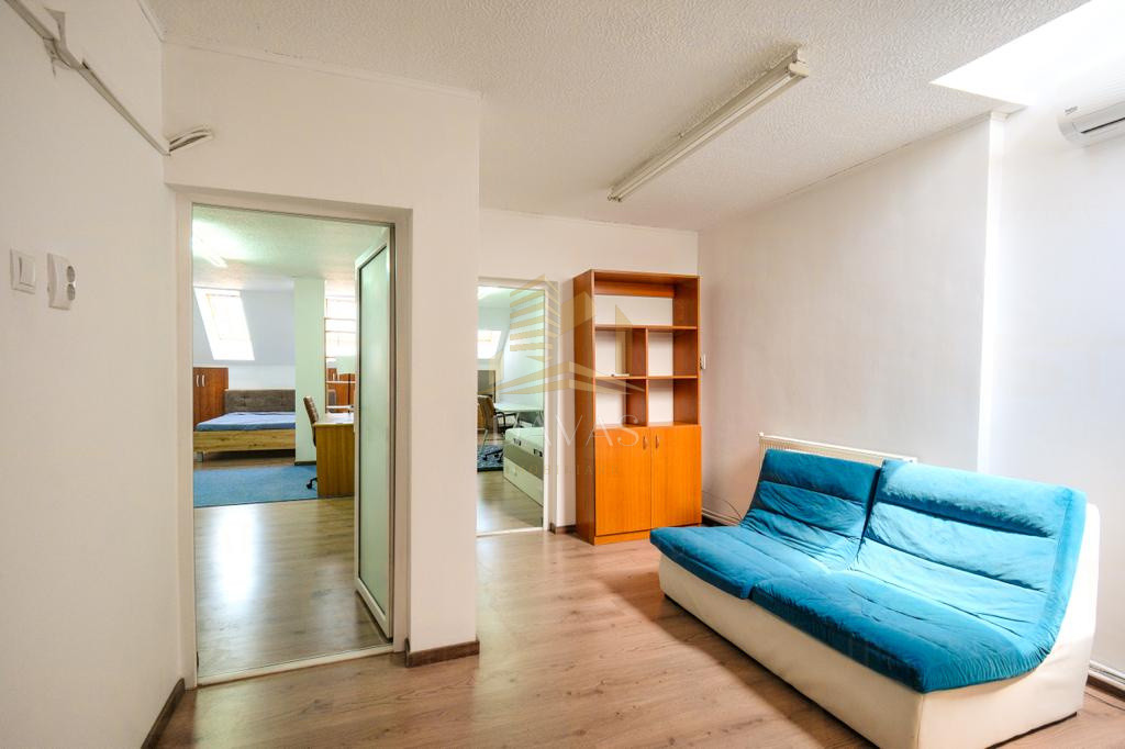 Apartament de 3 camere | Centru | Bulevardul Eroilor