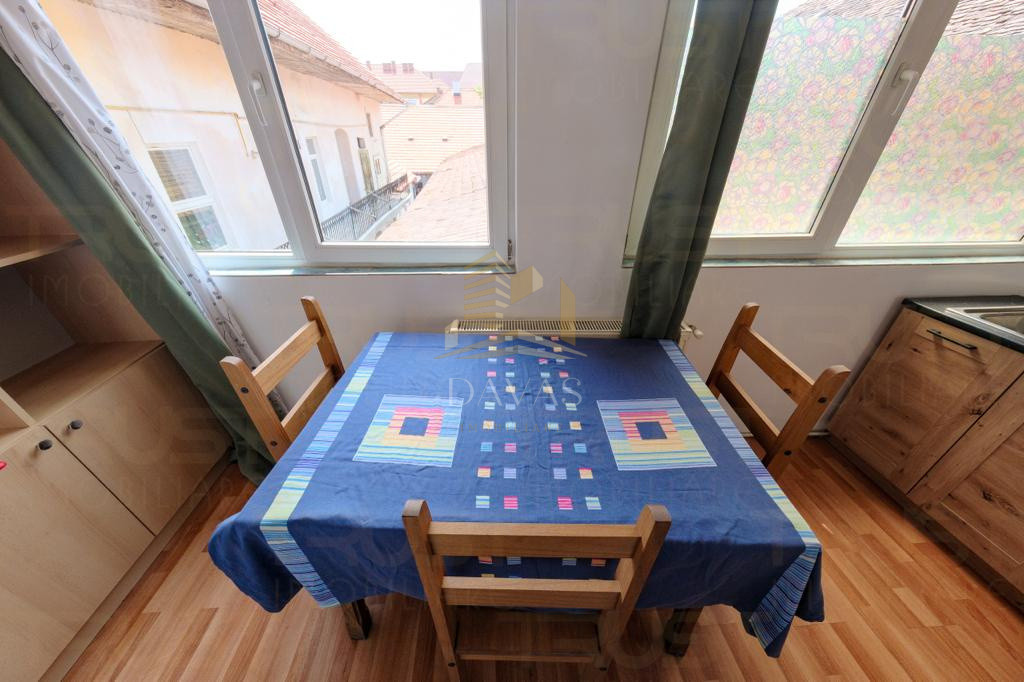 Apartament de 3 camere | Centru | Bulevardul Eroilor