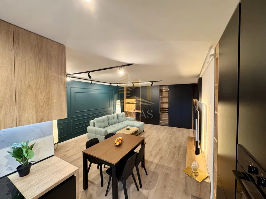 Apartament 2 camere semidecomandat LUX + Parcare subterana | Sopor