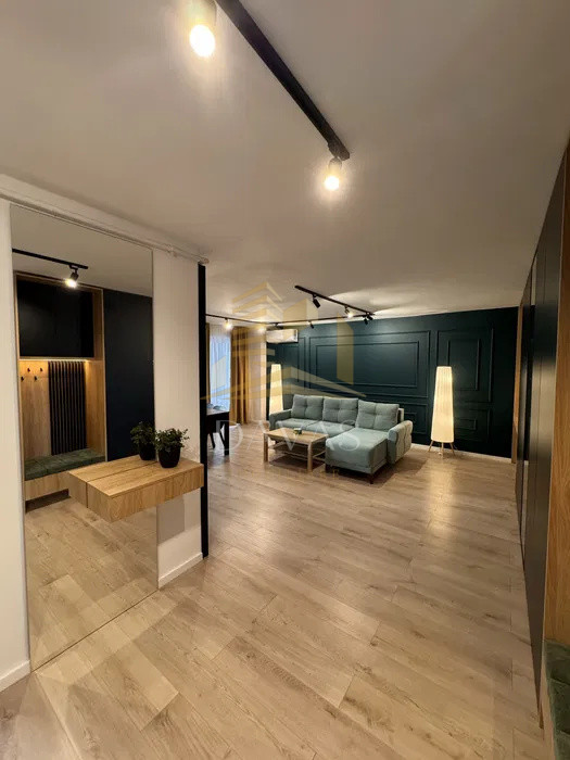 Apartament 2 camere semidecomandat LUX + Parcare subterana | Sopor